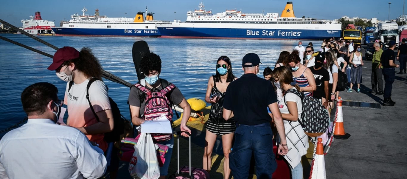 Αντιδρούν οι λιμενικοί στην απόφαση να ελέγχουν αυτοί τους ταξιδιώτες